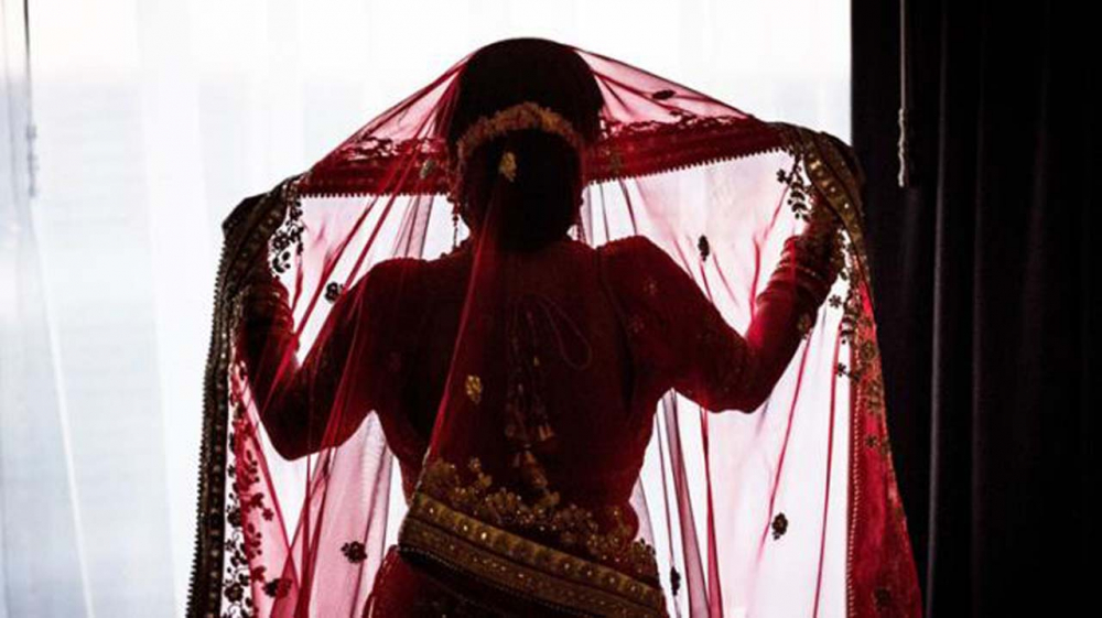 Damat düğünden kaçınca gelini davetliyle evlendirdiler! 5