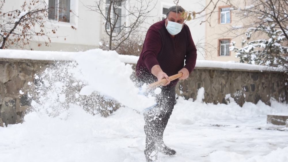 Meteoroloji ve AKOM'dan sevindiren uyarı: Başta İstanbul olmak üzere birçok ile kar geliyor! 6