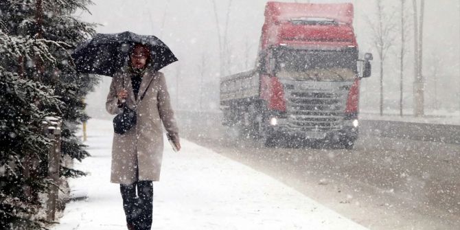 Meteoroloji ve AKOM'dan sevindiren uyarı: Başta İstanbul olmak üzere birçok ile kar geliyor!