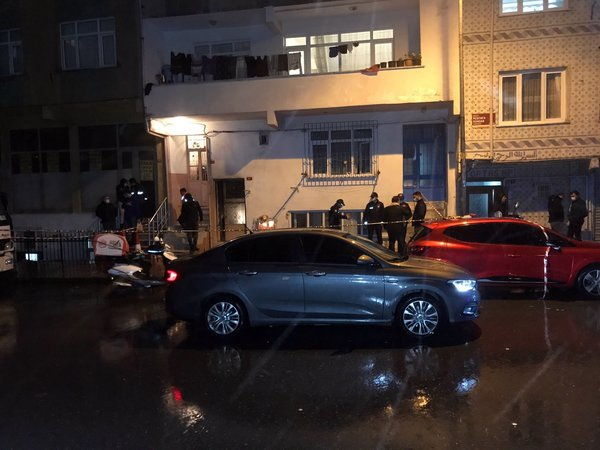 İstanbul'da yangın faciası: 2 çocuk öldü 4