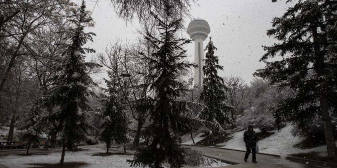 Başkent Ankara'da kar coşkusu: Büyük küçük herkes mutlu