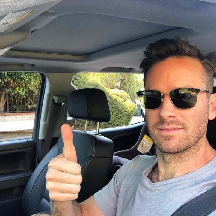 Dünyaca ünlü oyuncunun "Seni yemek istiyorum, ben yamyamım" mesajını attığı kadın tedaviye alındı 6