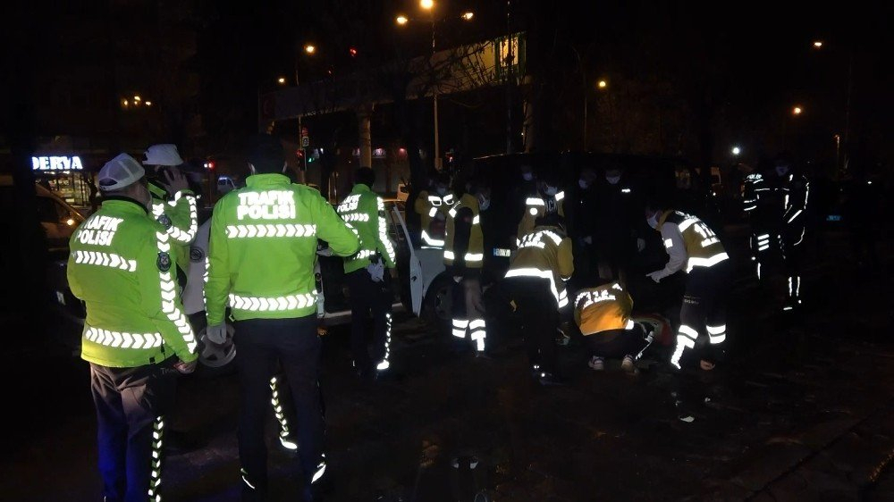 Bursa’da dehşet: Park halindeki araca silahlı saldırı: 2 ölü 12