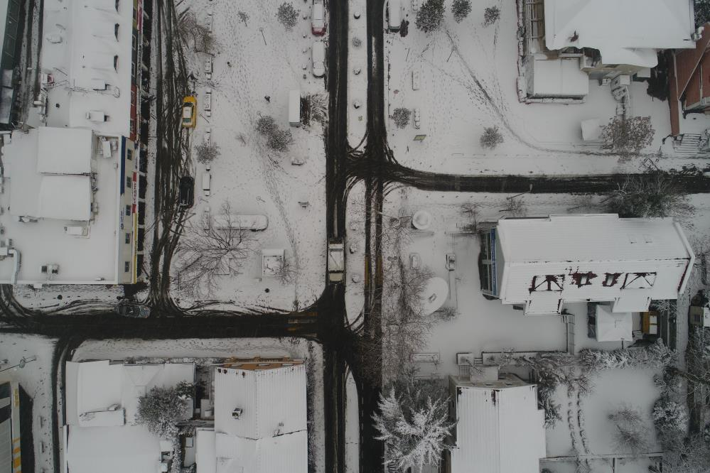 Pazartesi günü İstanbul'da kar yağacak mı? Meteoroloji Genel Müdürlüğü'nden art arda uyarı! 16