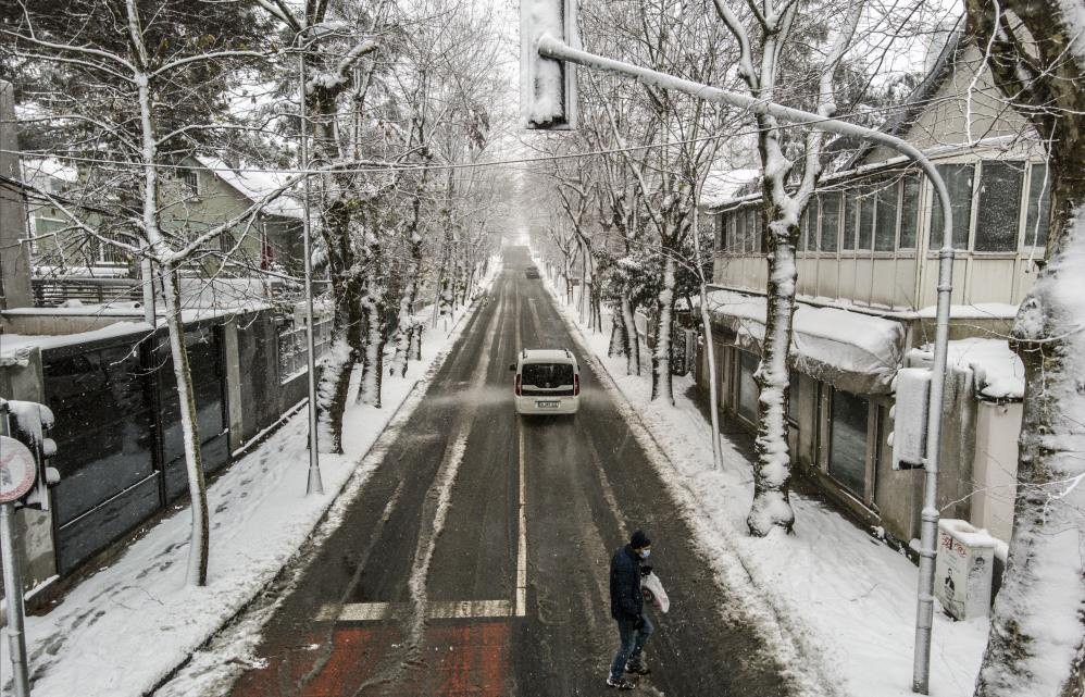 Pazartesi günü İstanbul'da kar yağacak mı? Meteoroloji Genel Müdürlüğü'nden art arda uyarı! 22