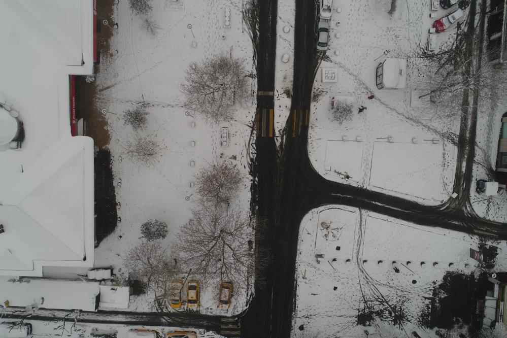 Pazartesi günü İstanbul'da kar yağacak mı? Meteoroloji Genel Müdürlüğü'nden art arda uyarı! 8