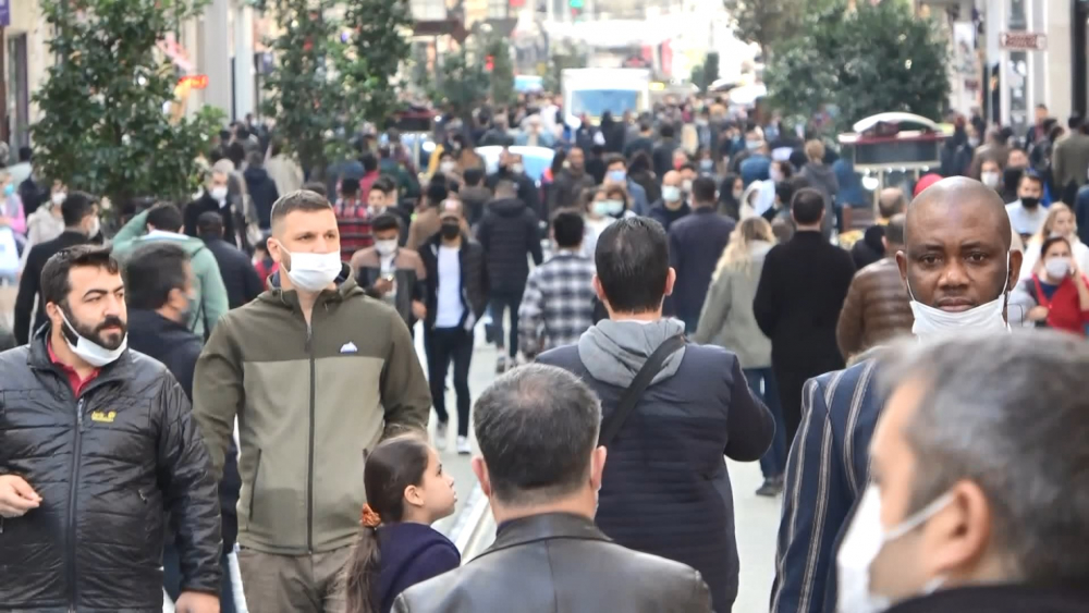 Hükümet hazırlıklarını yaptı! Normalleşme süreci Mart ayında başlıyor: Sokağa çıkma yasağı kalkıyor, okullar, restoranlar açılıyor 14