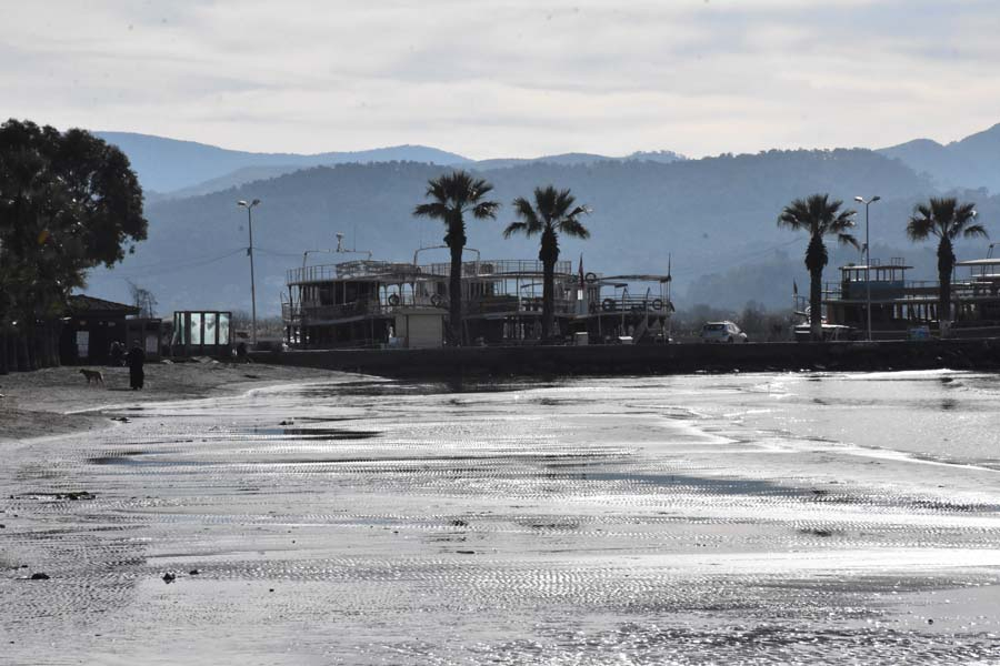 Muğla'da korkutan görüntü, deniz suyu 20 metre çekildi: Deprem habercisi mi? 14