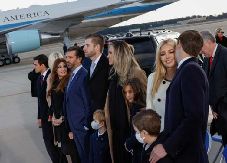 Dünya bu görüntüyü konuşuyor! Ivanka Trump, gözyaşlarını tutamadı! 13