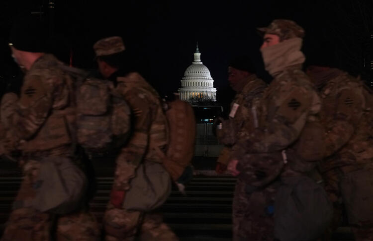 Dünya bu görüntüyü konuşuyor! Ivanka Trump, gözyaşlarını tutamadı! 15