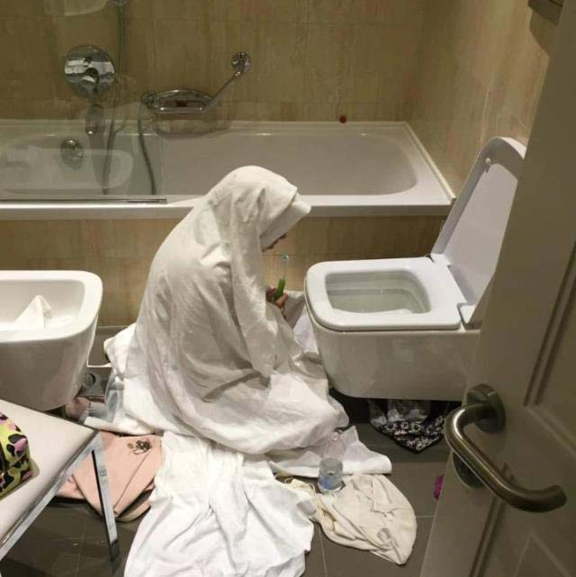 Survivor'un düzenlediği 'Alkolde ölçüyü kaçıranların düştüğü haller' yarışmasında birinci seçildi! 1