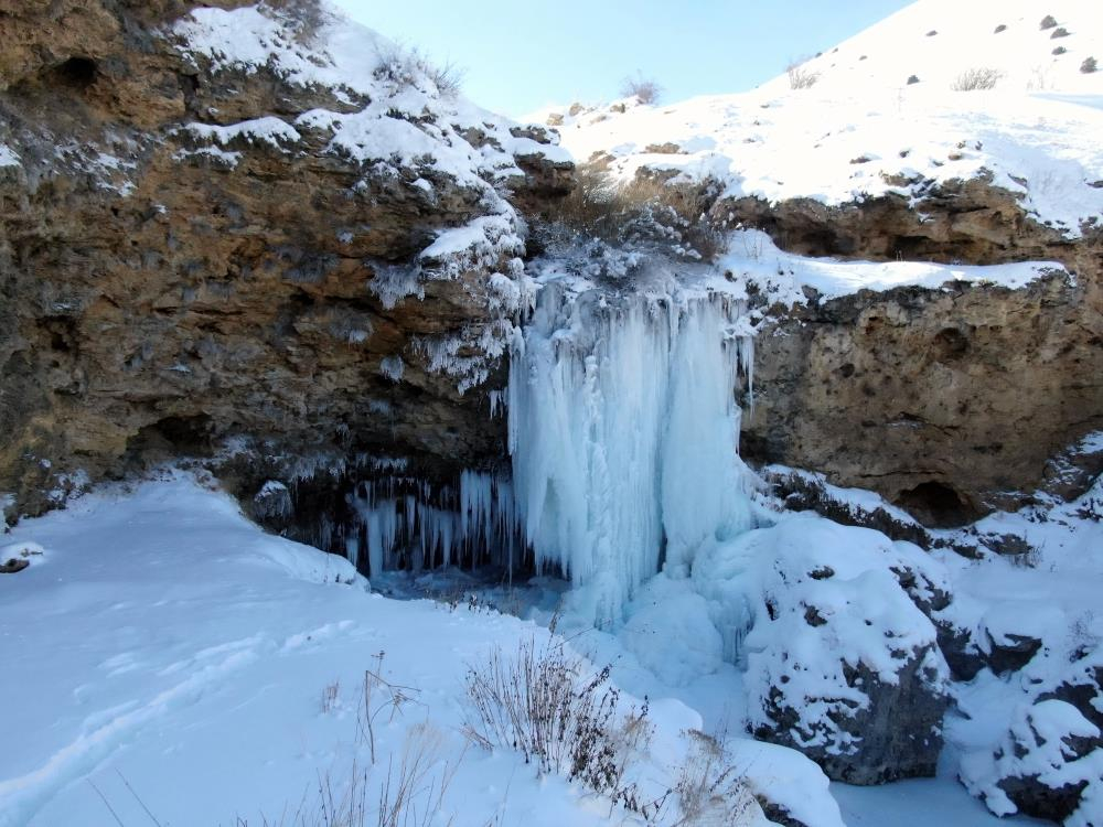 Bayburt, Sibirya soğuklarıyla buz tuttu! Hava sıcaklığı sıfırın altında -22'yi gördü 5