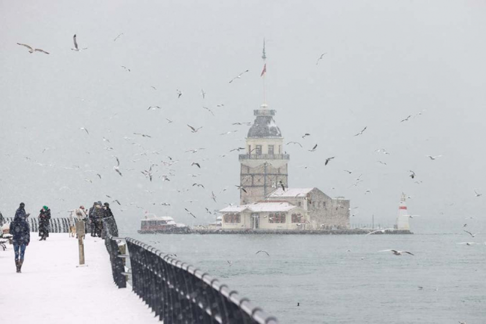 Meteoroloji'den sevindiren haber! Kar yağışı Türkiye'nin kapısını bir kez daha çalacak 12