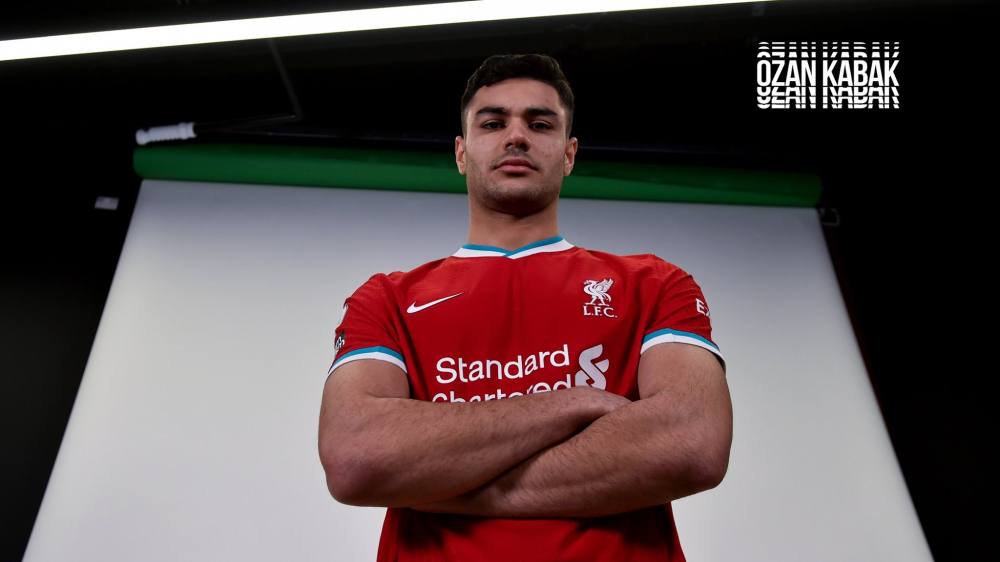 Ozan Kabak imzayı attı, Liverpool formasını giydi! 2