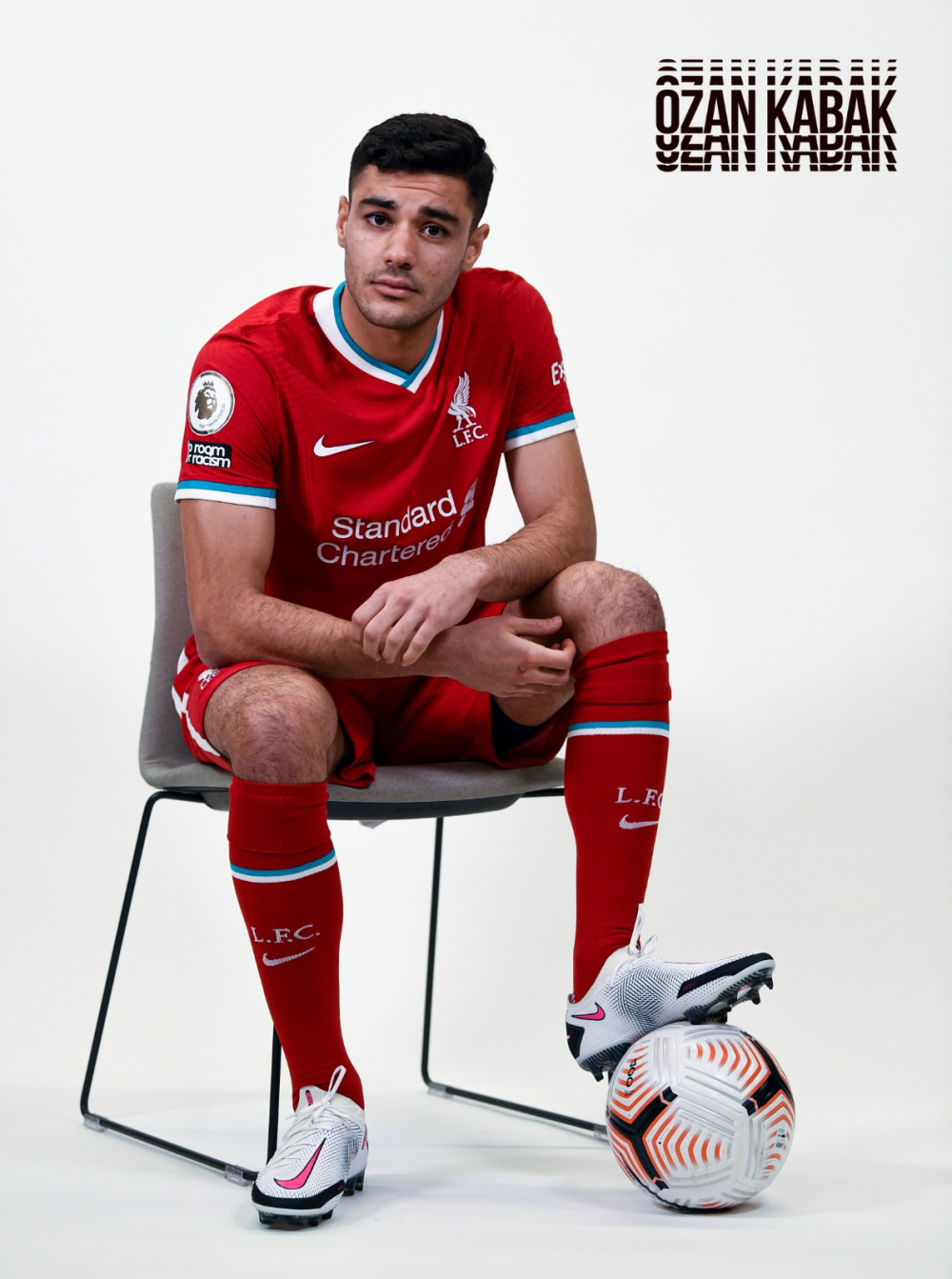 Ozan Kabak imzayı attı, Liverpool formasını giydi! 5