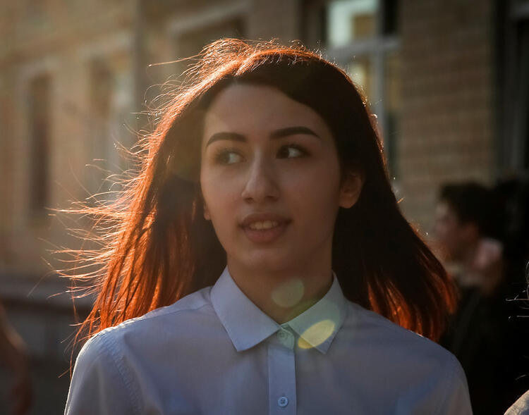 Rusya'da tecavüzcü babalarını öldüren kız kardeşlere yeni soruşturma şoku: Miras için yaptılar! 23