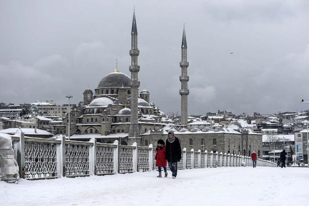 Hava güneşli diye aldanmayın! İstanbul cumadan itibaren kara teslim olacak 7