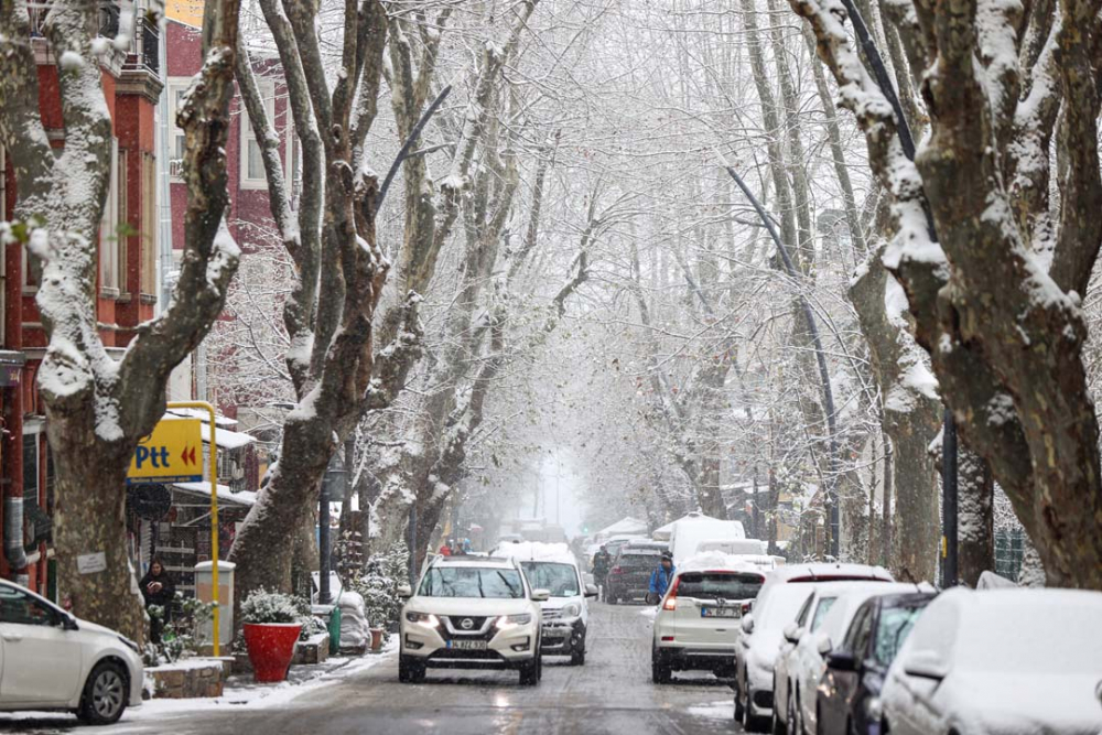 İstanbul'a kar ne zaman yağacak, kaç gün etkili olacak? Meteoroloji Uzmanı Demirhan tarih verdi 10