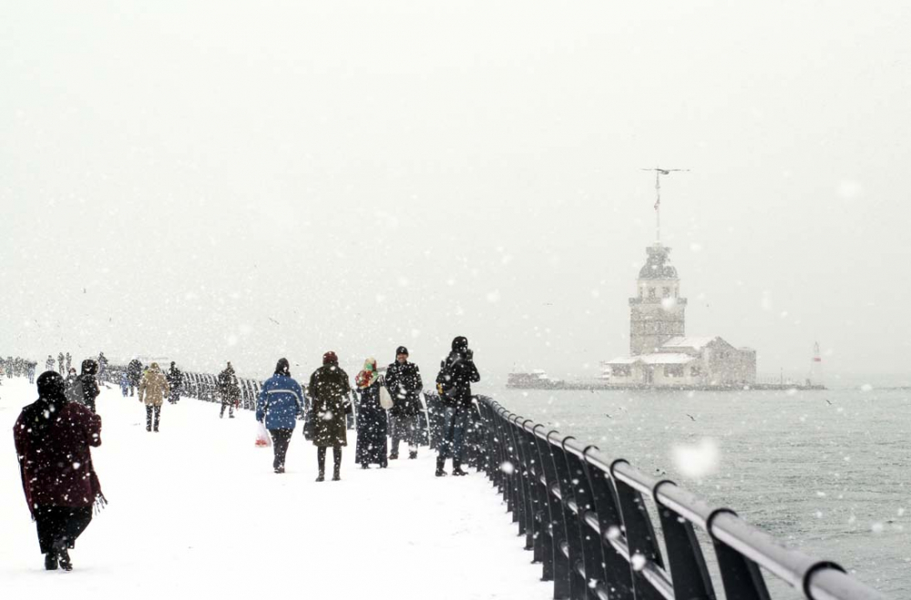 İstanbul'a kar ne zaman yağacak, kaç gün etkili olacak? Meteoroloji Uzmanı Demirhan tarih verdi 13