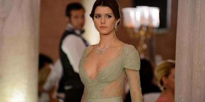 Beren Saat kavga ettiği kayınvalidesi ile barıştı!