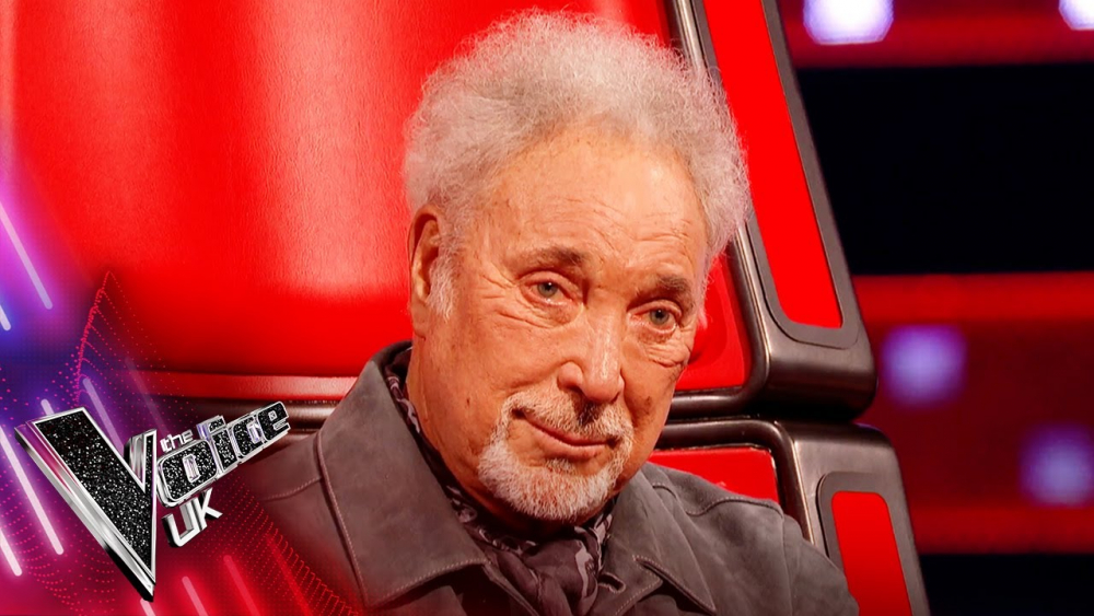 Çarpıcı iddia! Dünyaca ünlü şarkıcı Tom Jones'a tehdit: 'Seni hadım ettiririm' 3