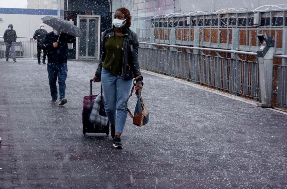 İstanbul'da sıcaklıklar eksilere düşüyor: Bir haftalık süreç başladı, kent buz tuttu! 3