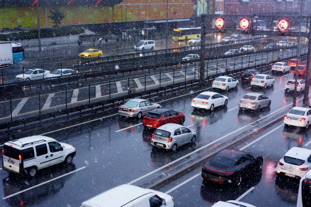 İstanbul'da sıcaklıklar eksilere düşüyor: Bir haftalık süreç başladı, kent buz tuttu! 5