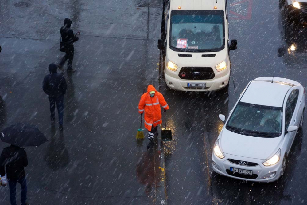 İstanbul'da sıcaklıklar eksilere düşüyor: Bir haftalık süreç başladı, kent buz tuttu! 7