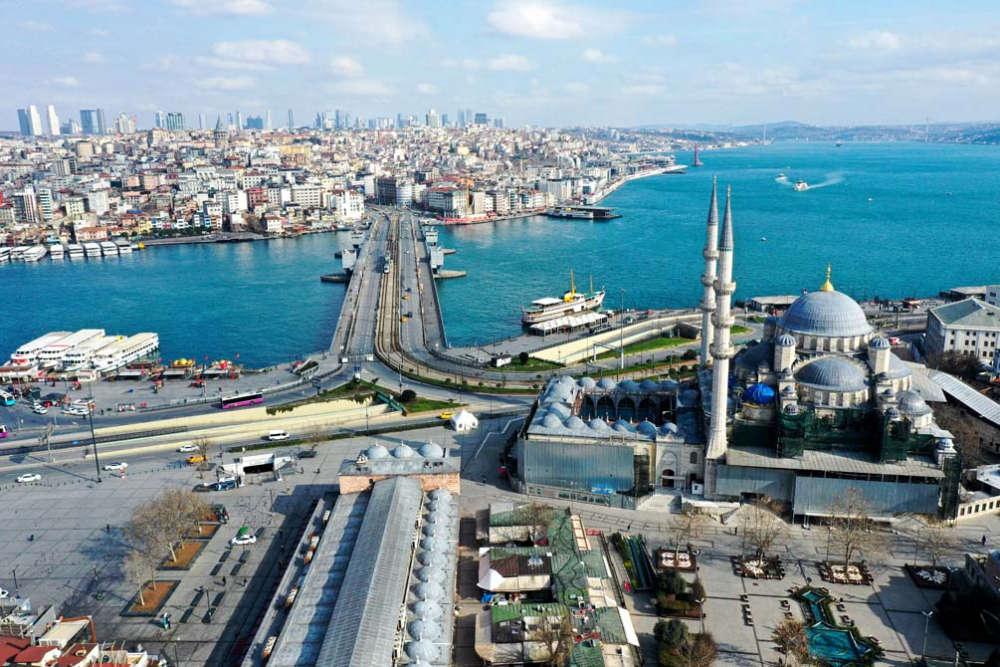 İstanbul'un en güzel yerleri kısıtlama ile sessizliğe büründü 14