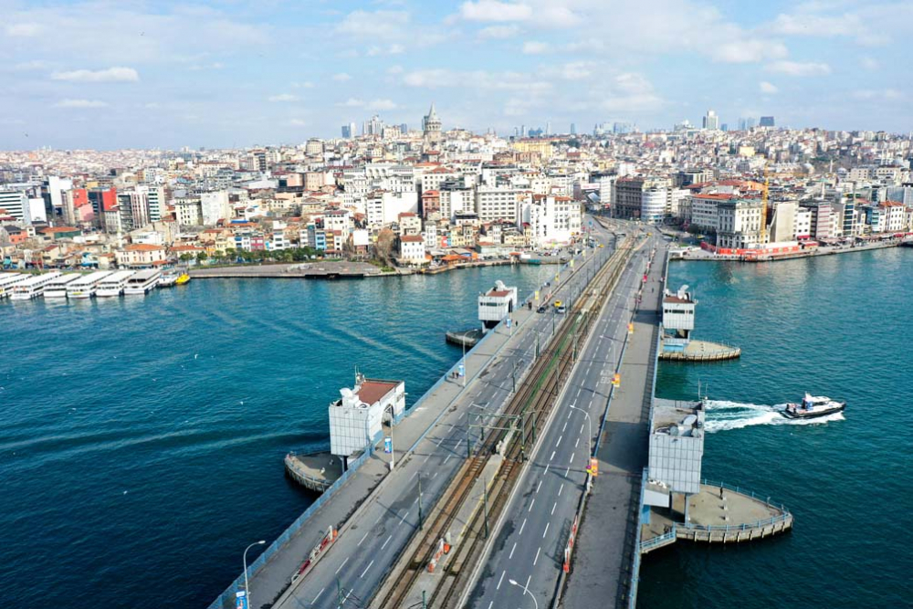 İstanbul'un en güzel yerleri kısıtlama ile sessizliğe büründü 17