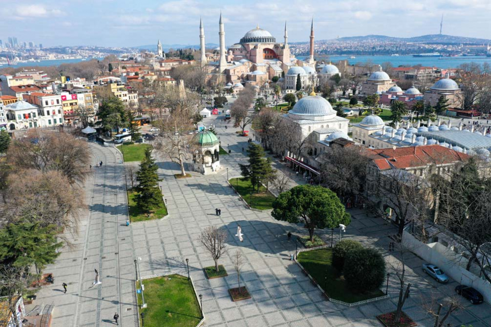 İstanbul'un en güzel yerleri kısıtlama ile sessizliğe büründü 23