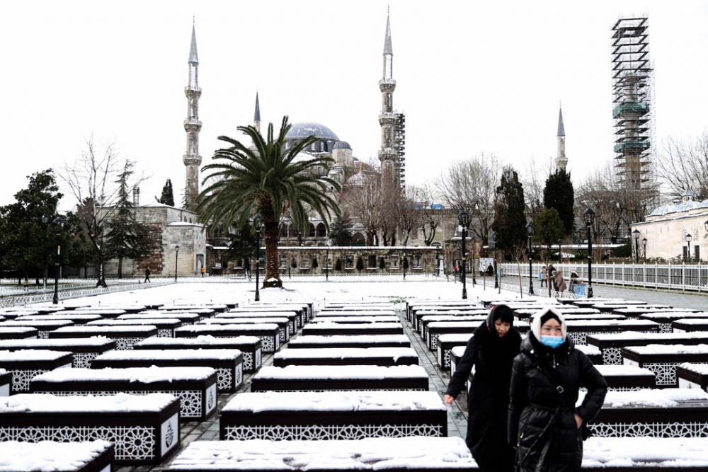 İstanbul beyaz gelinliğiyle mest etti! İşte kentin birçok noktasından kart postallık görüntüler... 60