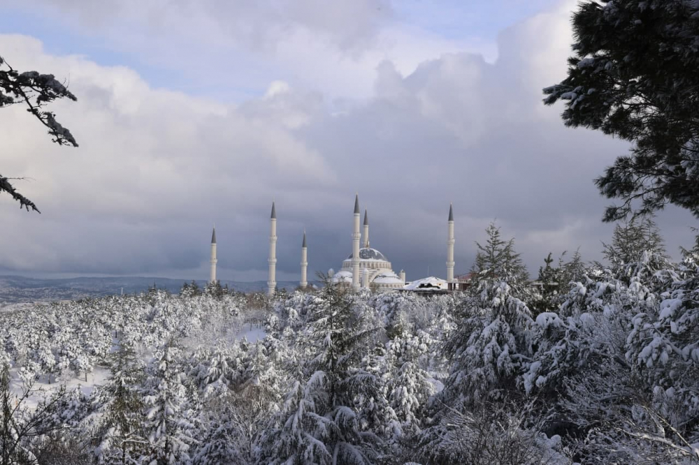 İstanbul Valiliği'nden kritik açıklama! İki gün boyunca kuvvetli kar yağışı görülecek 6