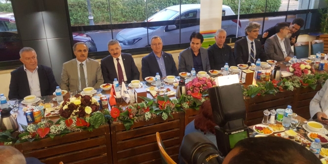 Pendik Kent Konseyi, iftar yemeğinde buluştu