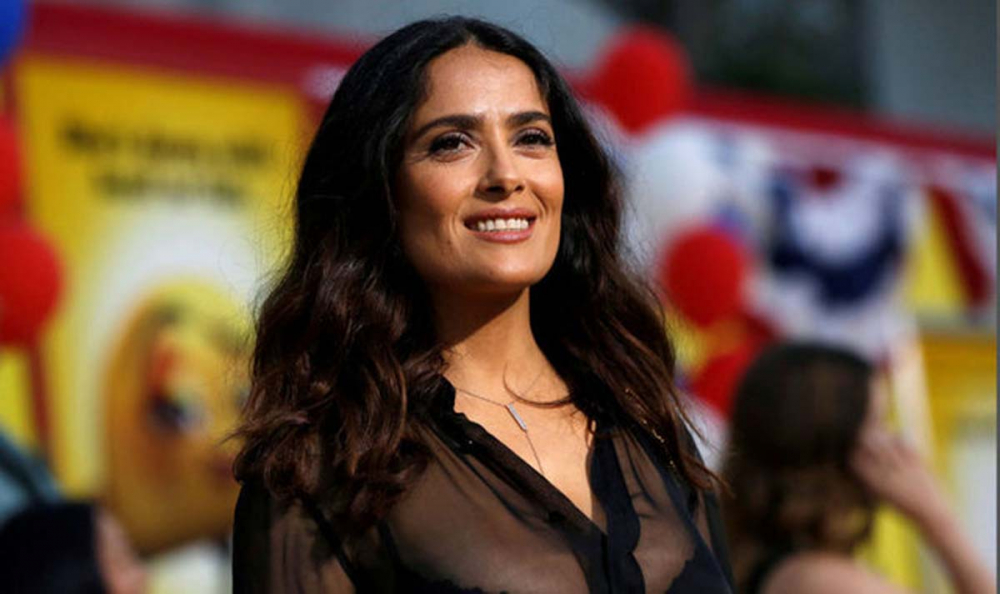 Dünyaca ünlü oyuncu Salma Hayek'ten yıllar sonra gelen itiraf: "Sevişme sahnesinde ağladım" 8