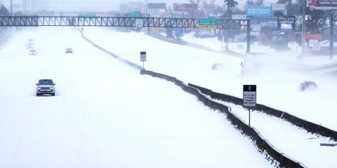 Teksas'ta Kovid-19'la mücadeleye dondurucu soğuk engeli: 21 kişi öldü, binlerce hayvan telef oldu!