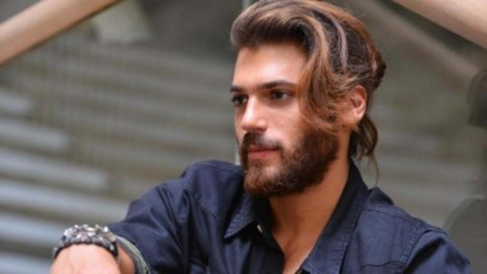 Can Yaman'dan üzücü haber geldi, dizi anlaşmasını iptal etti 1