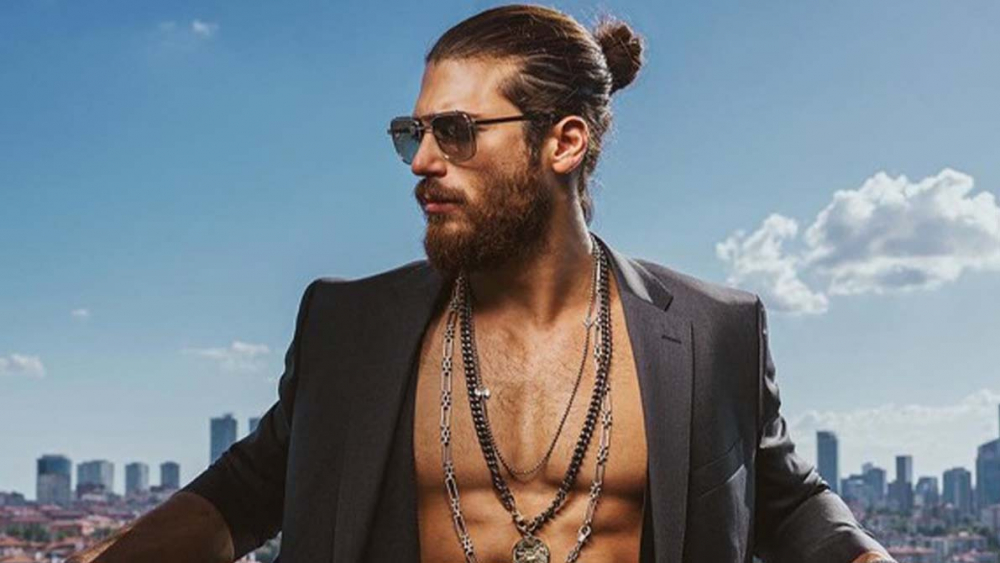 Can Yaman'dan üzücü haber geldi, dizi anlaşmasını iptal etti 4