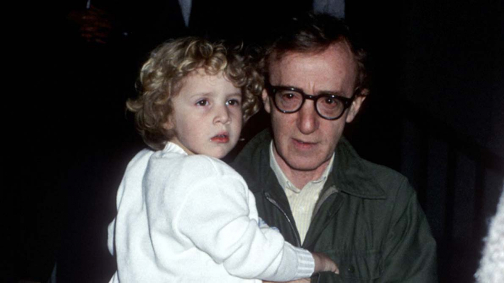 Woody Allen'ın evlatlık kızı Dylan Farrow'u istismar ettiği iddiası dünya tarafından konuşuluyor 4