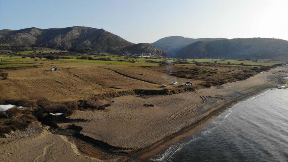 Çanakkale, Gökçeada'da tekne alabora oldu! 2 kişi 500 metre yüzüp karaya çıktı: 1 ölü, 2 kişi kayıp 17