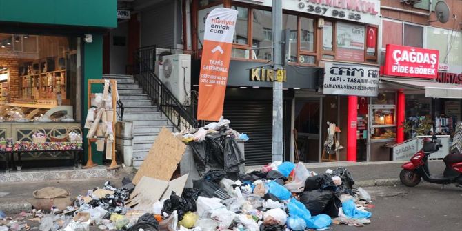 Maltepe'deki çöp yığınlarını toplama desteğine Beyaz Masa'dan ret yanıtı!