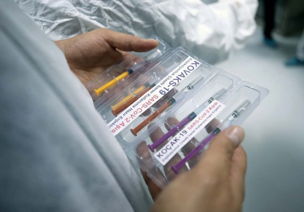 Litvanya'da şoke eden ölüm: Koronavirüs aşısı olduktan birkaç dakika sonra hayatını kaybetti! 7