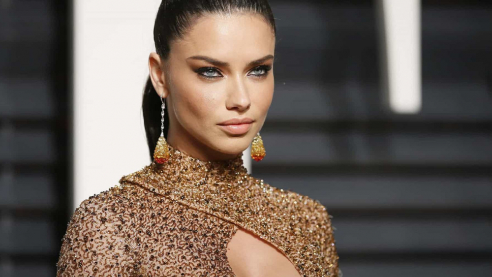 Adriana Lima, Nusret ile fotoğraf paylaştı, o detay dikkat çekti 6