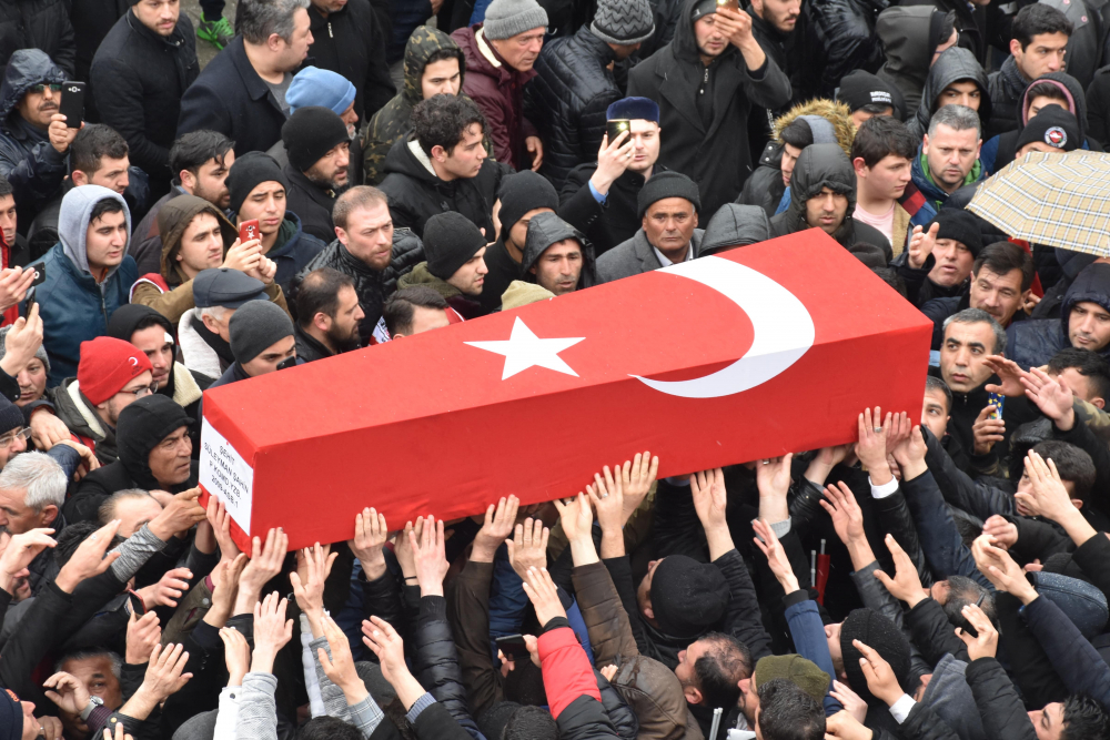 Türkiye şehitlerine ağlıyor! Süper Lig ekiplerinden Bitlis şehitleri için baş sağlığı mesajları 1