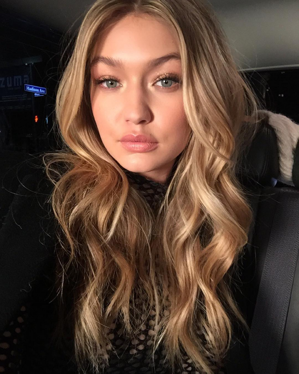 Gigi Hadid doğumdan 6 ay sonra podyuma döndü 7