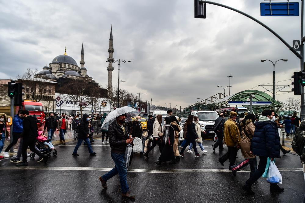 Yasaksız ilk cumartesi günü, son mu oldu? Millet sokağa döküldü, iller tek tek kızardı! 11