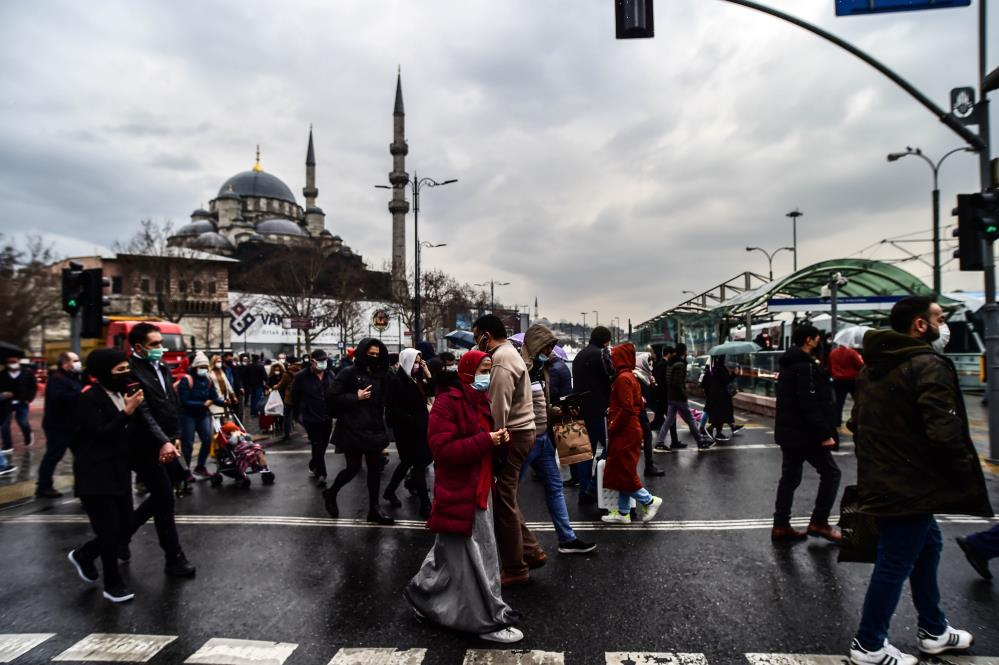 Yasaksız ilk cumartesi günü, son mu oldu? Millet sokağa döküldü, iller tek tek kızardı! 12