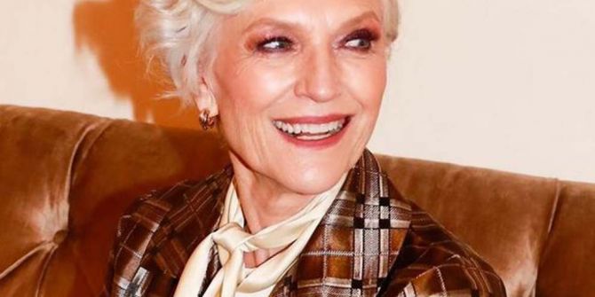 Maye Musk: "67 yaşında süper model oldum artık zamanı gelmişti!"