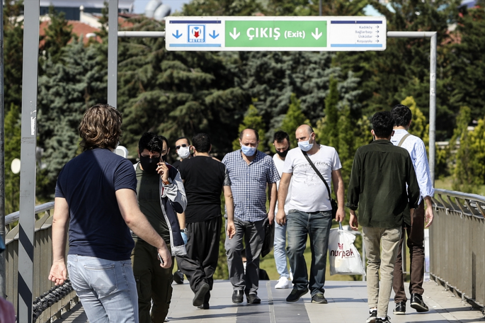 Pandemi süreci herkesin psikolojisini etkiledi! İşte ofise ve sosyal hayata geçme sürecinde dikkat edilmesi gerekenler 14