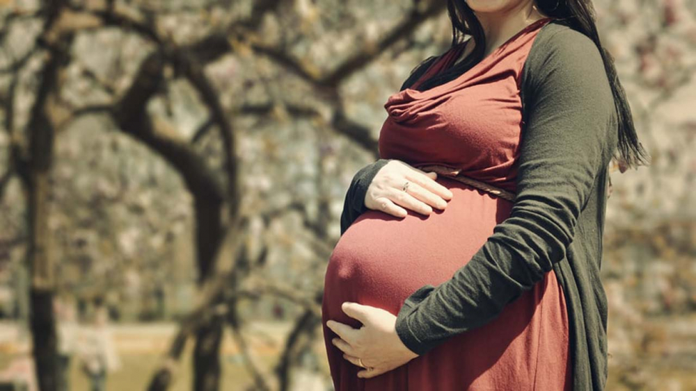 Uzmanından koronavirüslü anne adaylarına korkutan haber! Erken doğum riski yaşanabilir 2